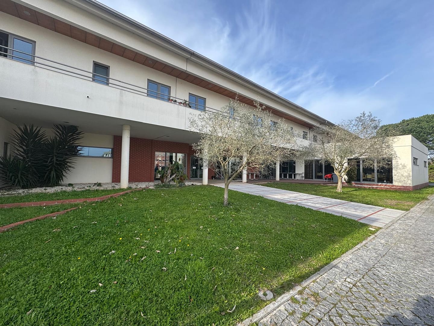 WhatsApp-Image-2025-04-21-at-17.23.27-1